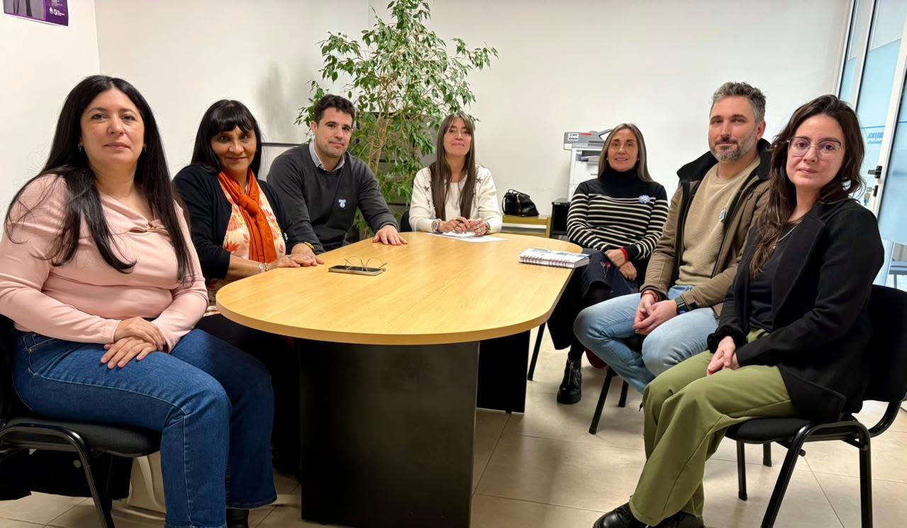 El Ministerio Público de la Defensa mantuvo una reunión de trabajo con el equipo técnico y autoridades del Registro Único de Aspirantes a Guarda con Fines Adoptivos.